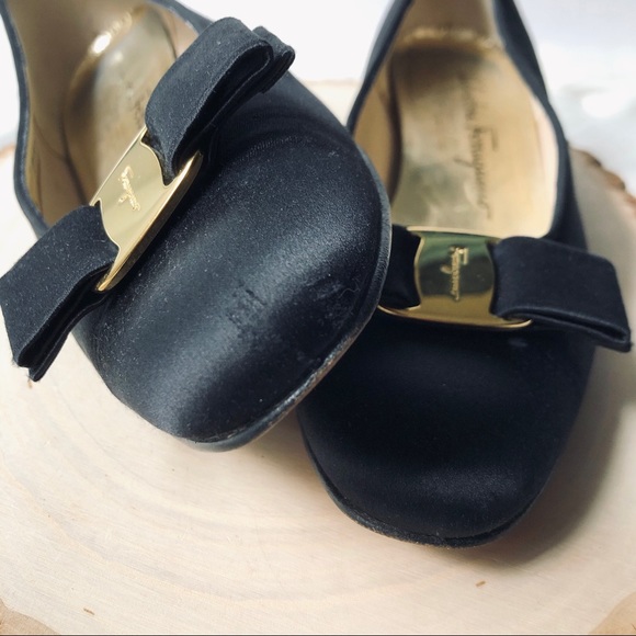Salvatore Ferragamo | Black Satin Vara Pump - Picture 9 of 10
